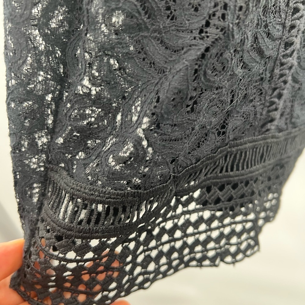 Black Swan laser cut dress size L - Picture 3 of 8